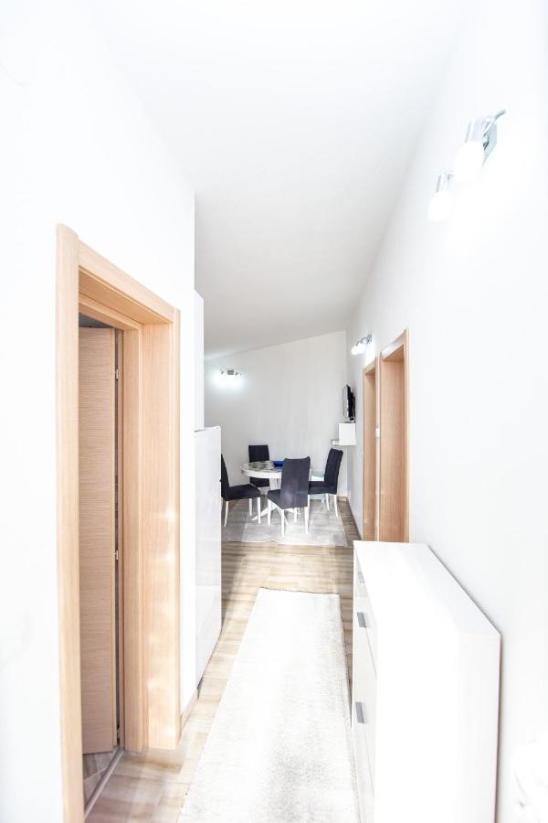 Ferienwohnung Lana Prčanj Exterior foto