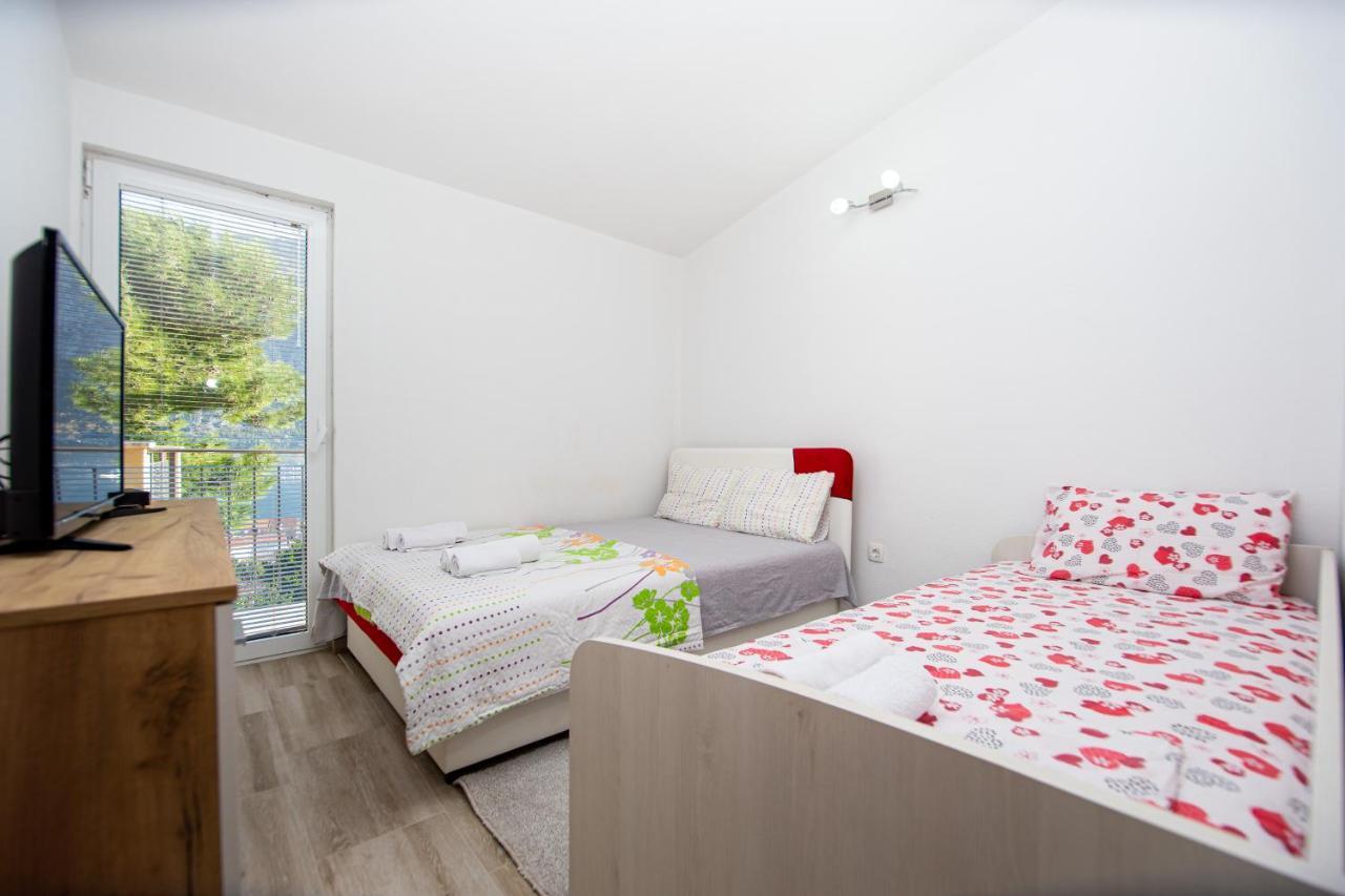 Ferienwohnung Lana Prčanj Exterior foto