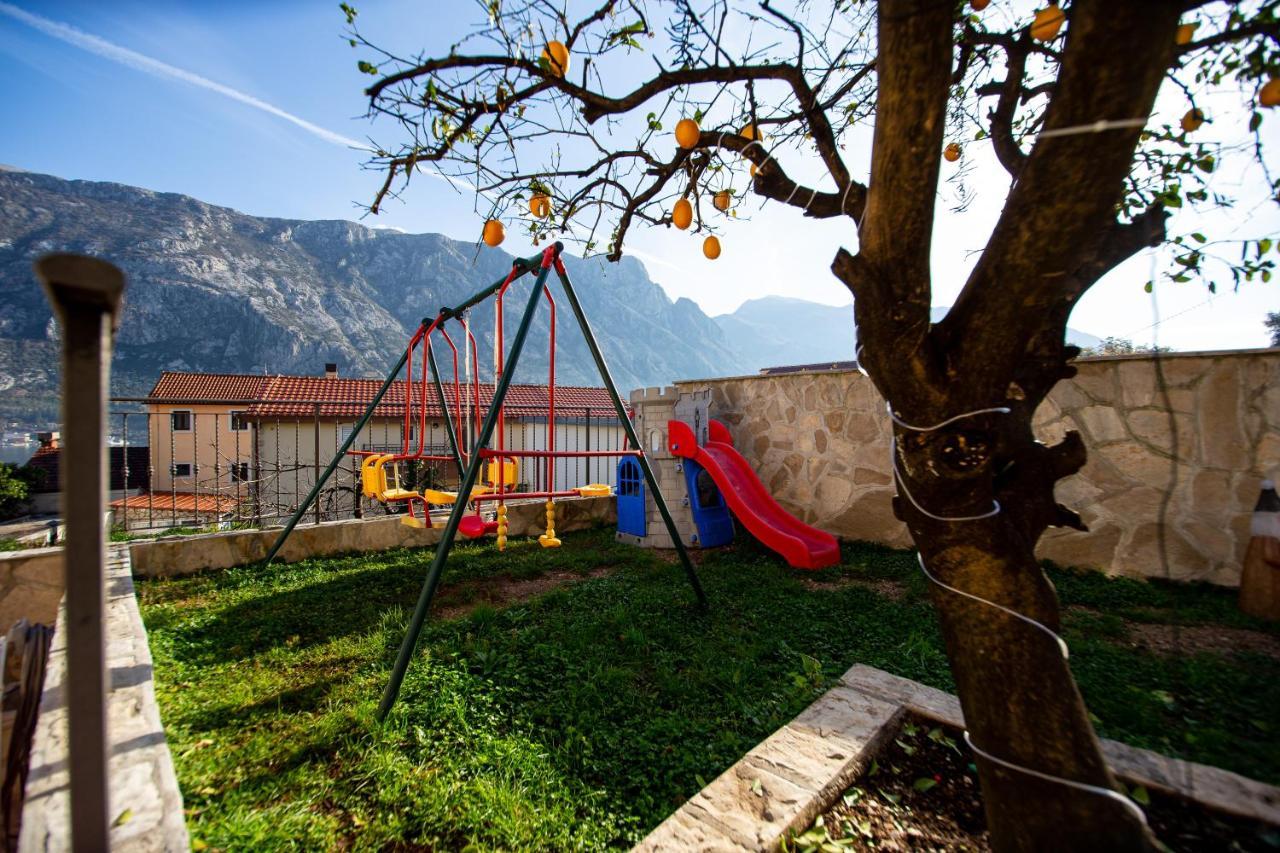 Ferienwohnung Lana Prčanj Exterior foto